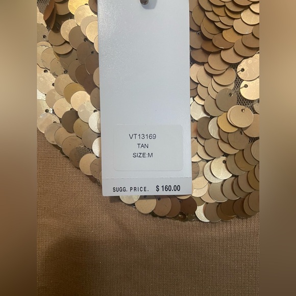 Vertigo Paris Beautiful sleeveless top - Picture 4 of 6